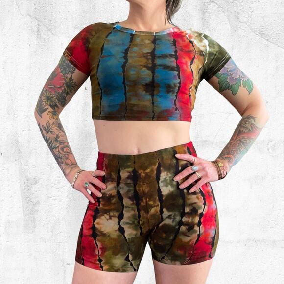 Ice Dyed Yoga Set - Top and Shorts - Bold Vibrant Unique - (Women's Medium) - Picture 5 of 10